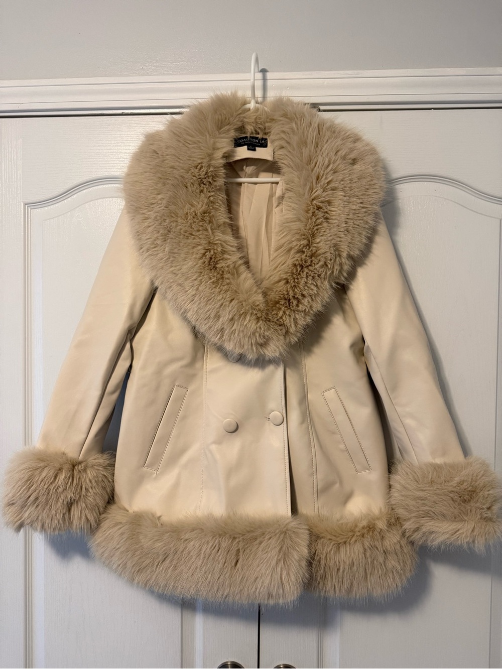 Women’s Cream Faux Fur Trim Coat